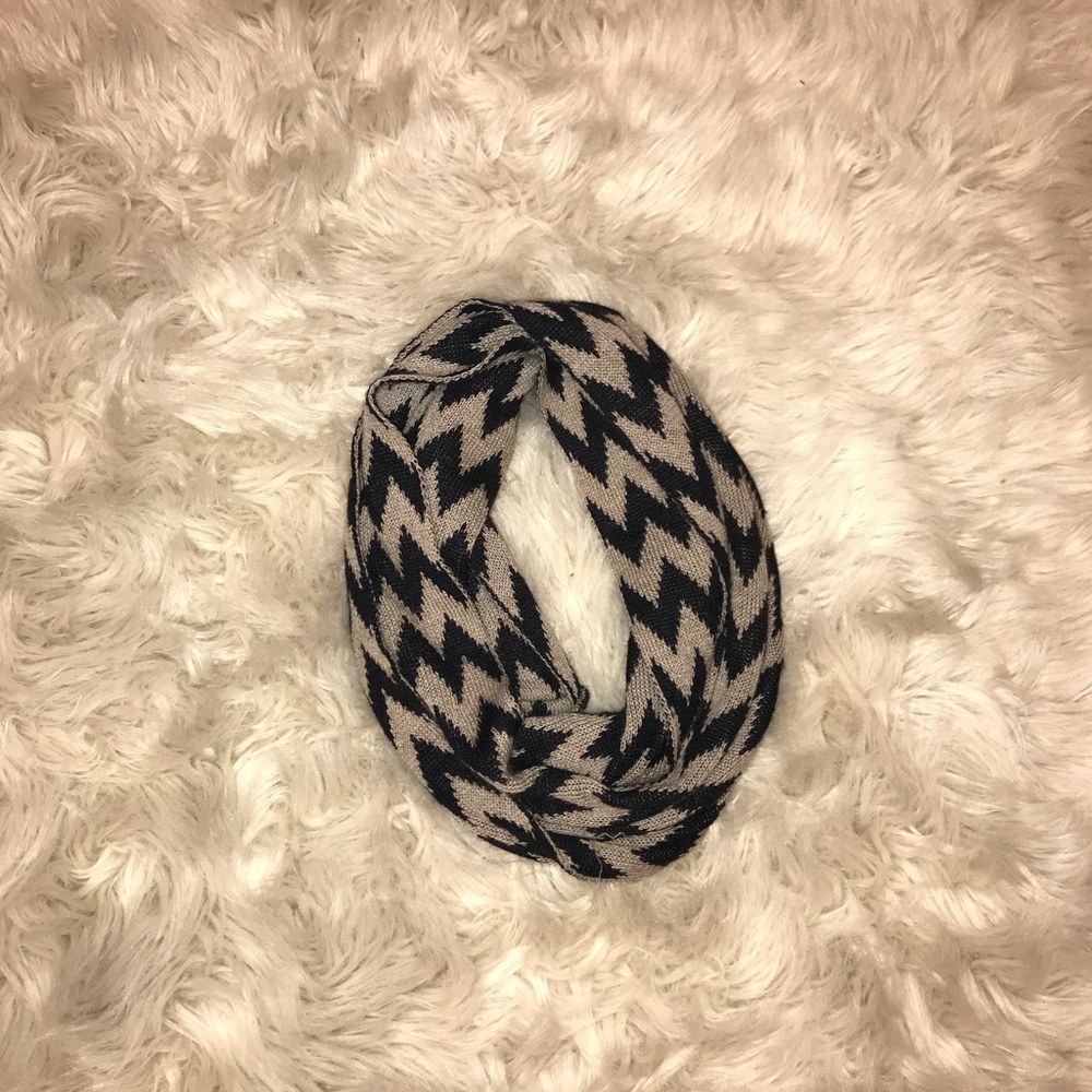 Chevron scarf